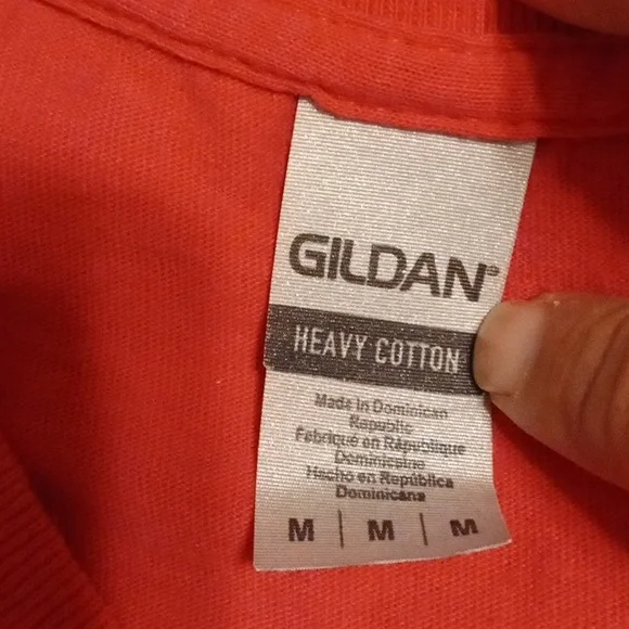 💥 Women's Gildan Tee - Picture 2 of 2